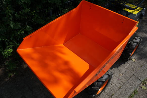 Delta-Competent 4x4 Allrad elektronischer Minidumper Schubkarre Knickgelenkt 300kg